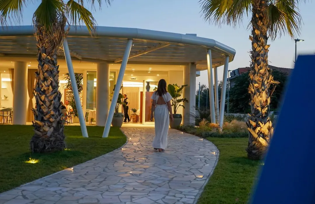 Blu Suite Resort-1