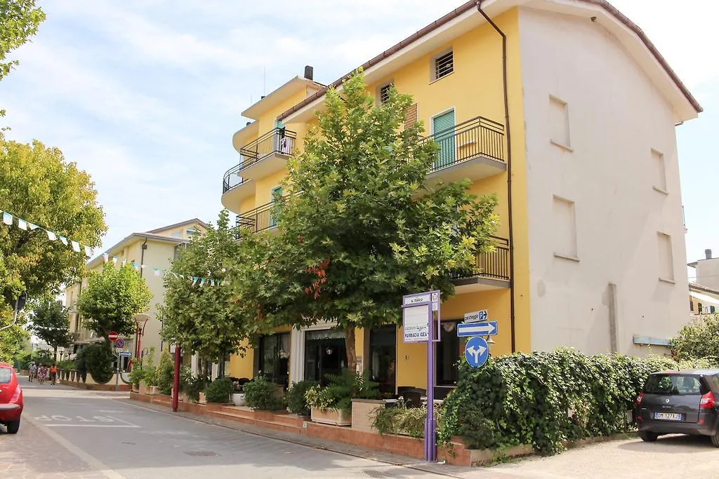 Hotel Buda-1