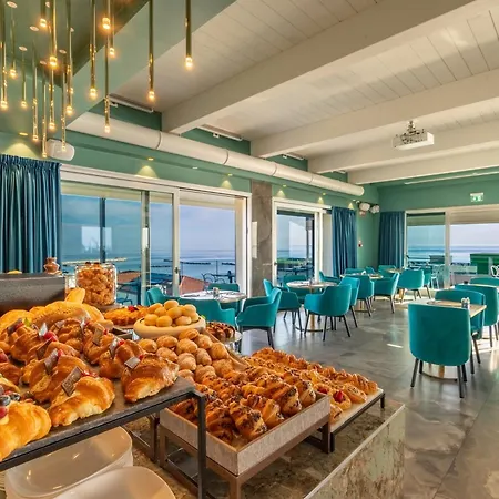 Hotel Savini-3